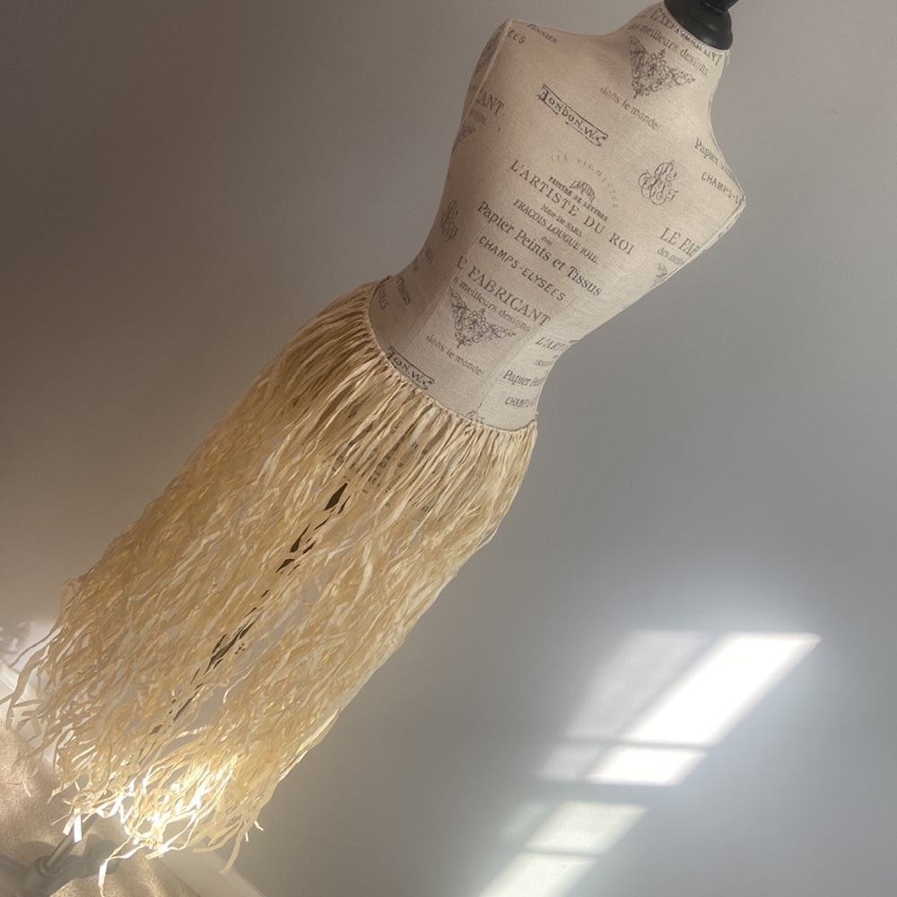 Adult Jupe Luau Grass Skirt Tan Beige